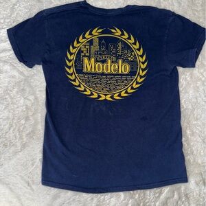 Modelo Beer T-Shirt Adult medium Navy Blue Yellow Graphic Print Shirt